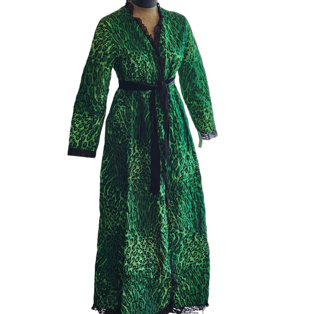 Vintage Green Leopard Print Robe